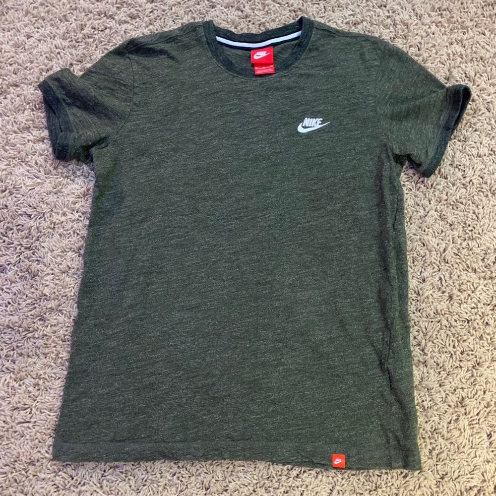Men’s Nike T-Shirt